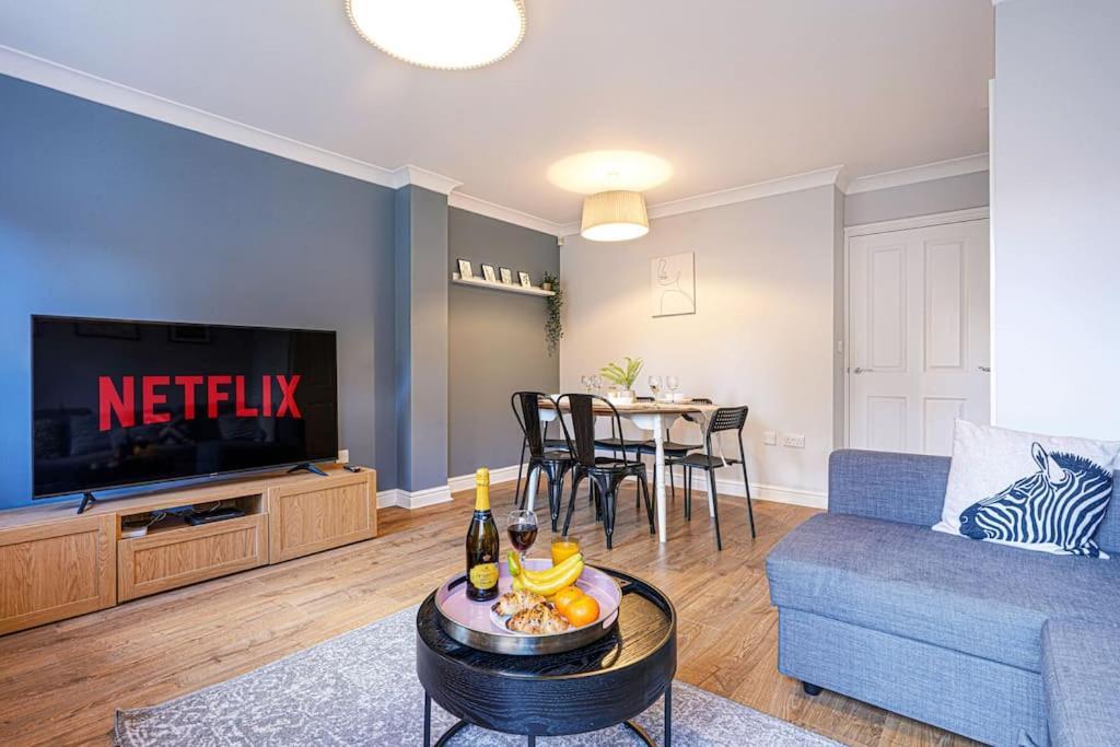 Comfy Mk House Free Parking Fast Wifi Milton Keynes