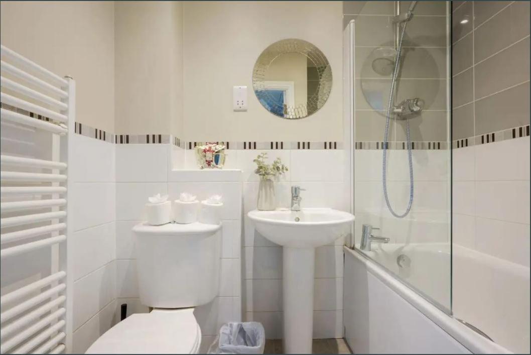 Comfy Mk House Free Parking Fast Wifi Milton Keynes